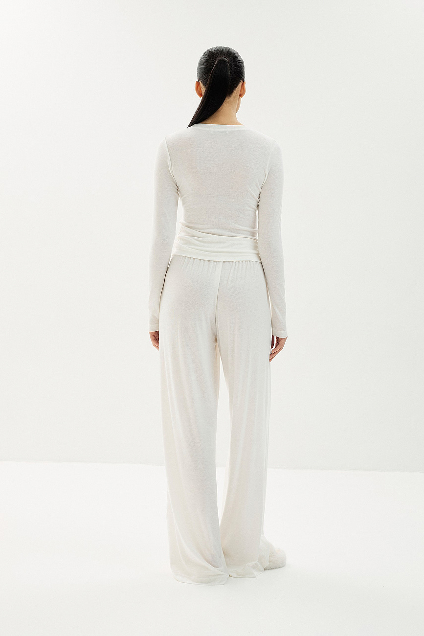 Костюм в&nbsp;пижамном стиле