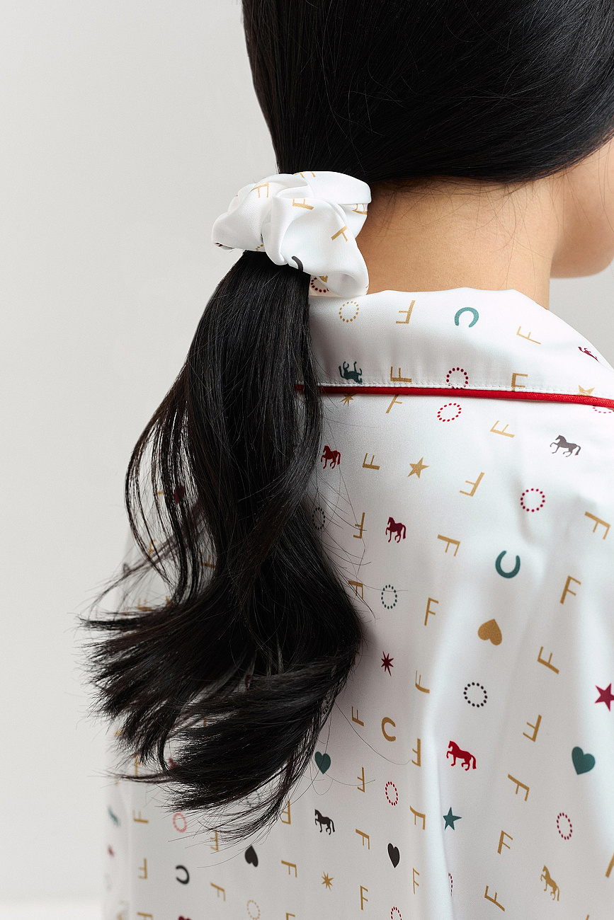 Резинка шелковая